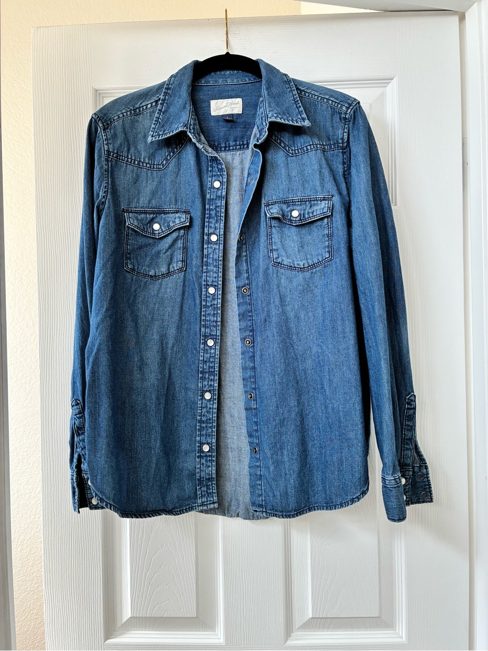 Universal Thread Denim Button-Down Shirt Jacket Blue